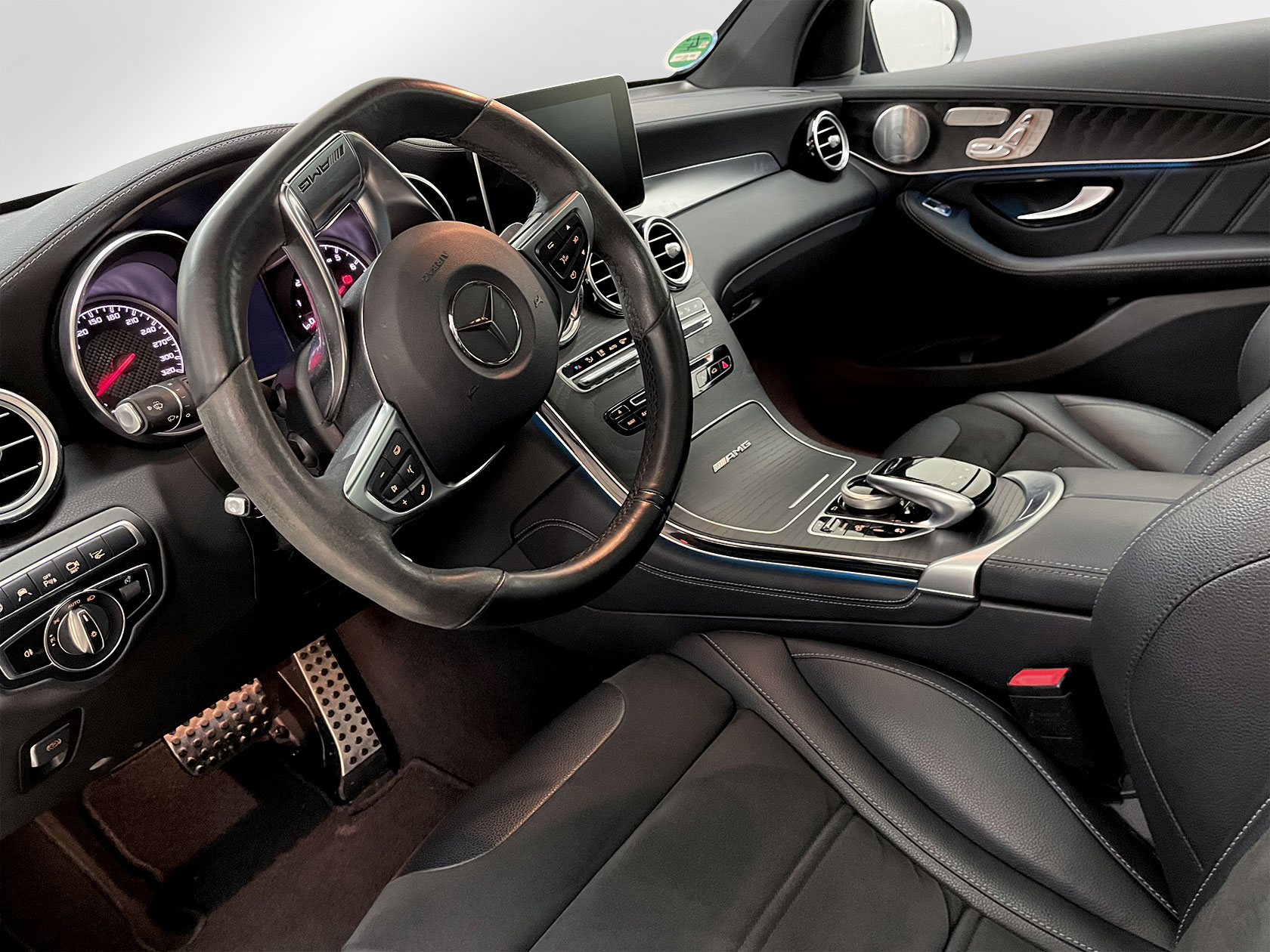 Hochzeitsauto mieten Schorndorf: Mercedes GLC AMG Fahrerseite